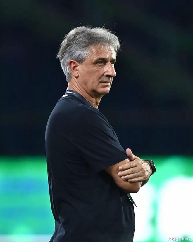 AYX SPORTS-转会期体能课后，巴黎圣日耳曼主帅复盘备战中超，信心回归，数据趋势出现新变化的简单介绍